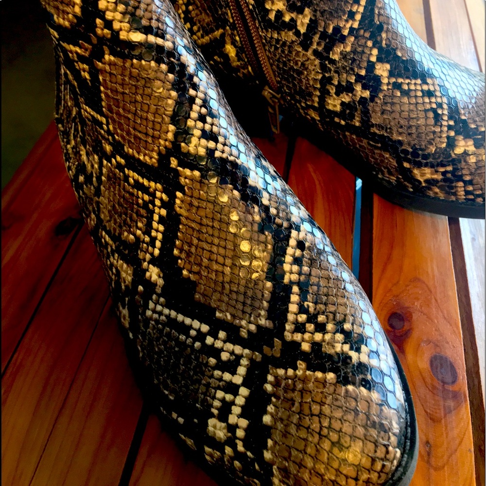 Ankle boots, snakeskin look